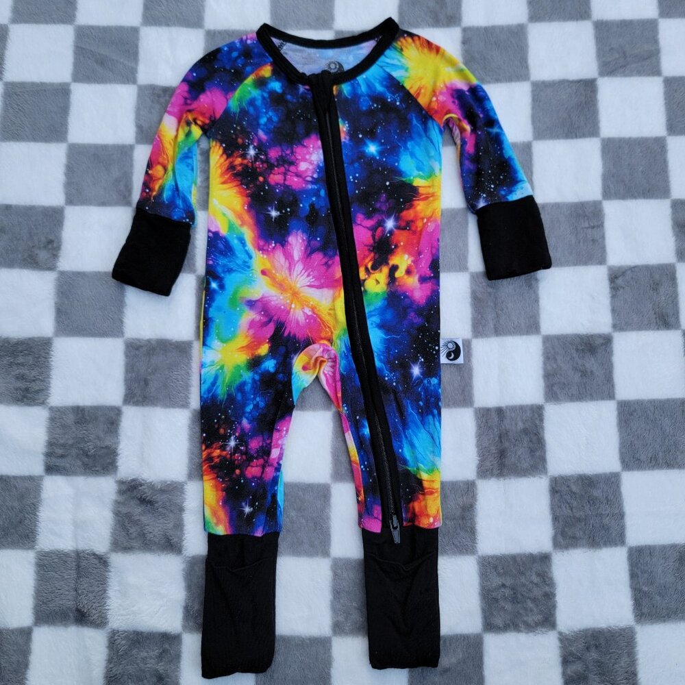Day and Night Bamboo Neon Galaxy Print Convertible Zip Romper Pajamas Size NB